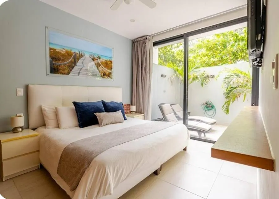 Modern 1 Bedroom Suite By Beach Great Location! Puerto Morelos Lejlighed
