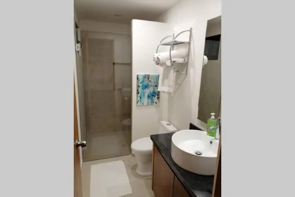Modern 1 Bedroom Suite By Beach Great Location! Puerto Morelos Apartment