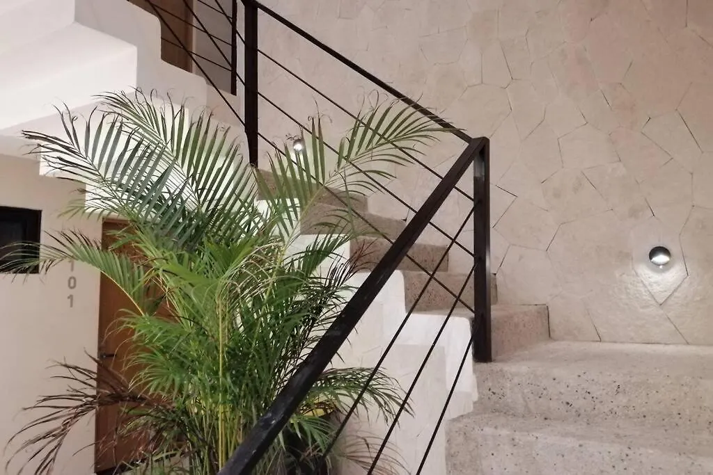 Modern 1 Bedroom Suite By Beach Great Location! Puerto Morelos Apartment
