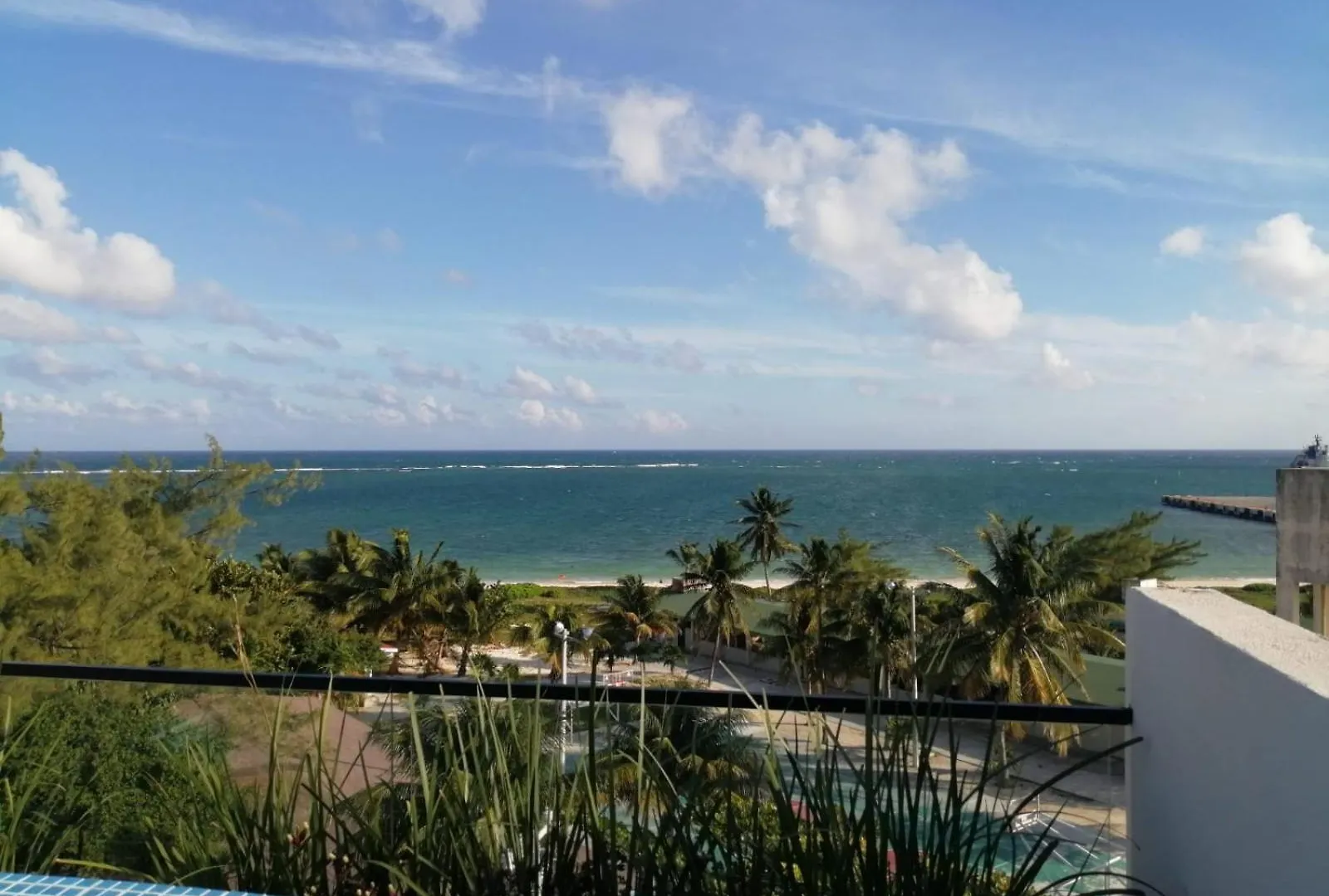 Modern 1 Bedroom Suite By Beach Great Location! Puerto Morelos 0*,
