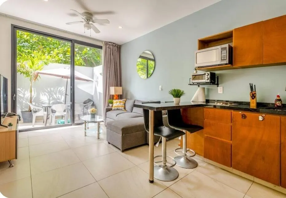 Modern 1 Bedroom Suite By Beach Great Location! Puerto Morelos