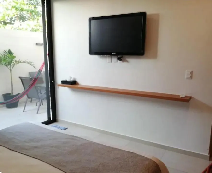 Modern 1 Bedroom Suite By Beach Great Location! Puerto Morelos
