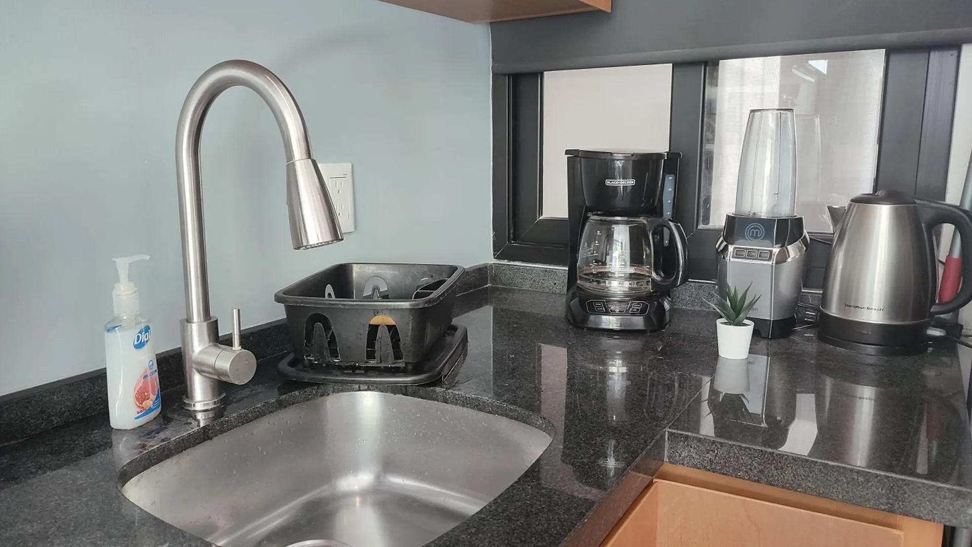 Apartment Modern 1 Bedroom Suite By Beach Great Location! Puerto Morelos Mexico